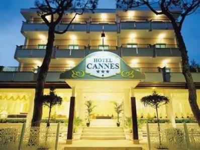 Cannes - in pieno centro - 24