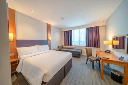 Premier Inn Abu Dhabi Airport (Business Park) - 77