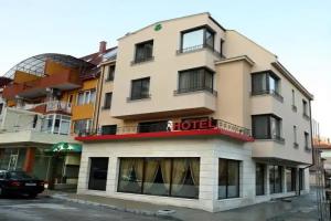 Contessa Hotel, Shumen