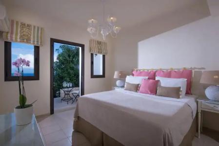 Creta Blue Boutique
