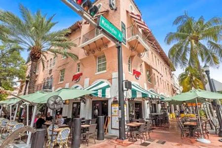 Kasa El Paseo Miami Beach - 50