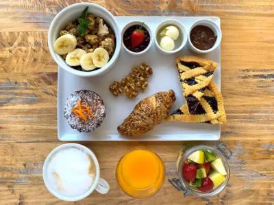 Best Western Anthurium - 12