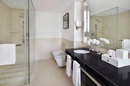 Address Dubai Marina - 87
