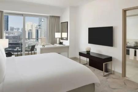 Address Dubai Marina - 82