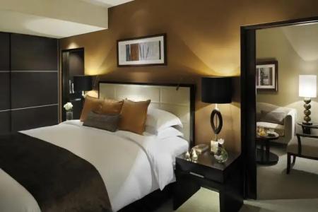 Address Dubai Marina - 90