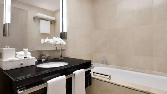 Address Dubai Marina - 126