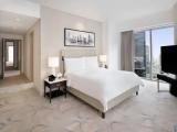 Premier Club Level Double Suite with balcony and Marina View