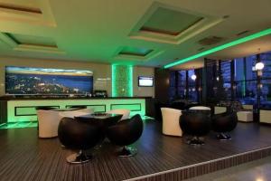 Grand Hotel Riga, Rousse