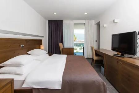 Avala Resort & Villas - 120