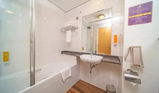 Premier Inn Dubai Silicon Oasis - 104