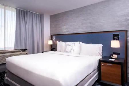 Fairfield Inn & Suites By Marriott New York Manhattan/Times Square - 35