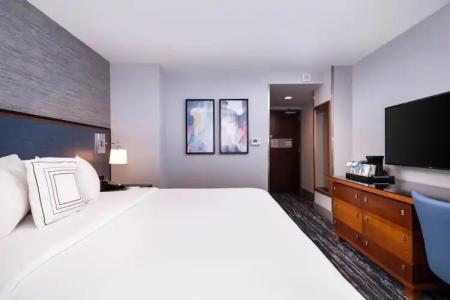 Fairfield Inn & Suites By Marriott New York Manhattan/Times Square - 31
