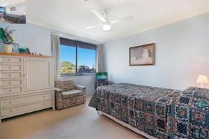 Burgess @ Kings Beach Apartments, Caloundra