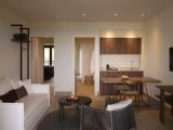1 Bedroom Deluxe Suite