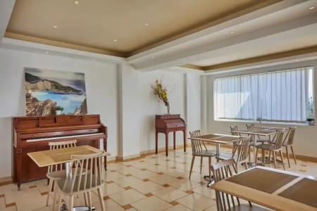 Belvedere Gerakas Luxury Suites - 15