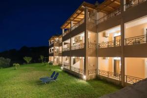 Levantino Studios & Apartments, Vasilikos