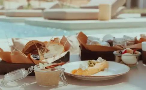 The Bay & Suites - 11