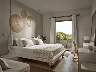 The Bay & Suites - 1