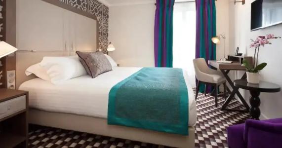 Philéas Lazare & Spa - 81