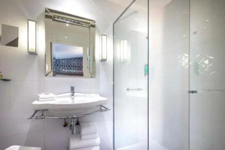 Philéas Lazare & Spa - 62