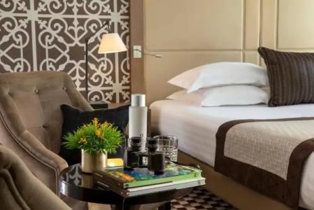 Philéas Lazare & Spa - 72