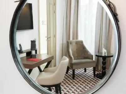 Philéas Lazare & Spa - 73