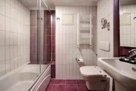 Almina - Special Class - 39