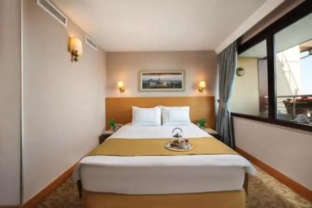 Almina - Special Class - 41