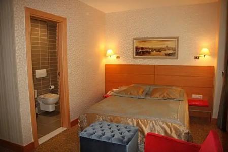 Almina - Special Class - 26