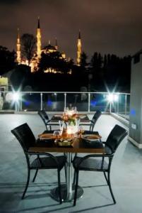 Almina - Special Class - 16