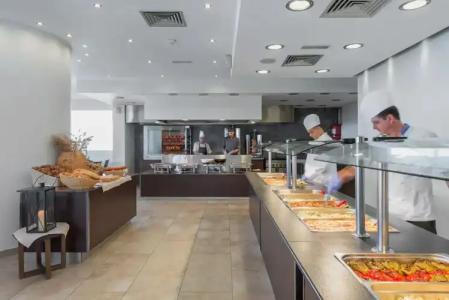 Avra Beach Resort - 11