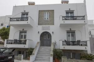 Soula Rooms Tinos, Tinos Town