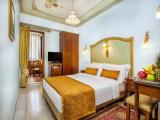 Family Quadruple room Imperial Palace with backyard view