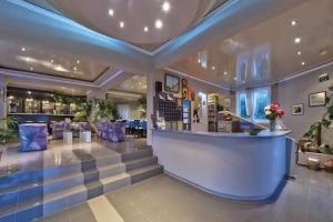 Hotel Koukouras, Kato Stalos