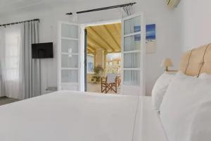 Villa Nika, Spetses