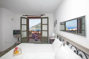 Aperanto Galazio Hotel