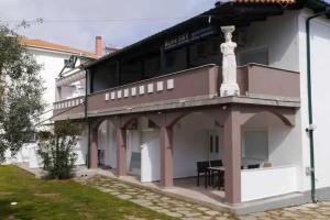 Blue Sky Apartments, Skala Potamias