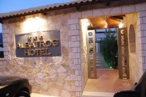 Albatros Hotel, Sivota