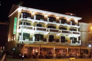 Aeolis Hotel, Samos