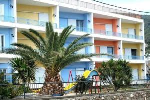 Helen Hotel, Poros