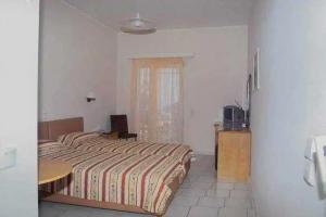 Hotel «Aegean Sun», Plomarion