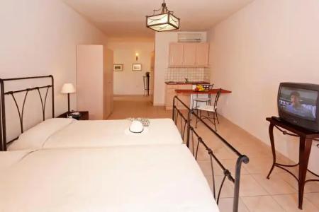 Lambrinos Suites - 2