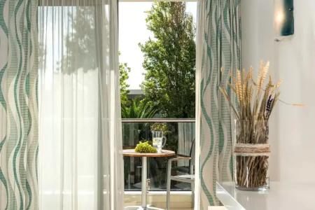 Minos Mare Royal - 81