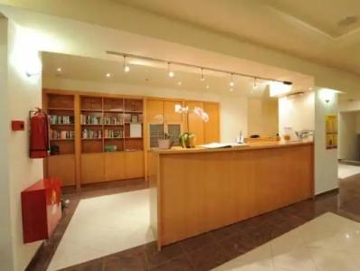 Mary & Mary Royal Suites - 32