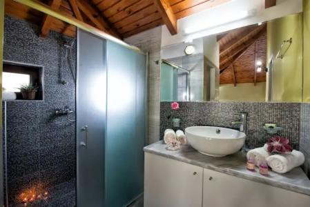 Mary & Mary Royal Suites - 60