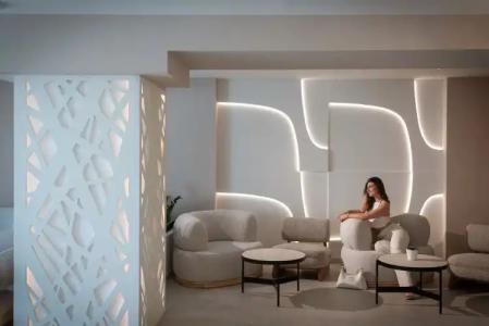 Mary & Mary Royal Suites - 26