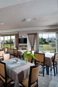 Mary & Mary Royal Suites - 29