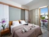 1 Bedroom Apartment with pool view