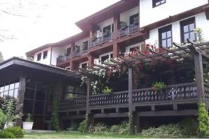 Glavatarski Han Hotel