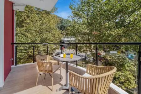 Oasis Exclusive - 31